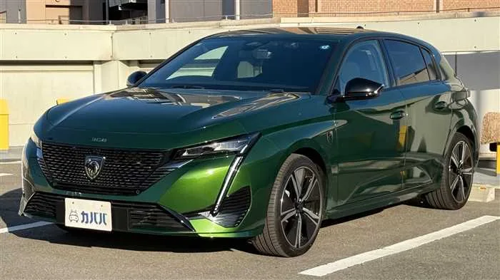 Peugeot 308 GT 2025 — фото 1, купить с доставкой в Москву