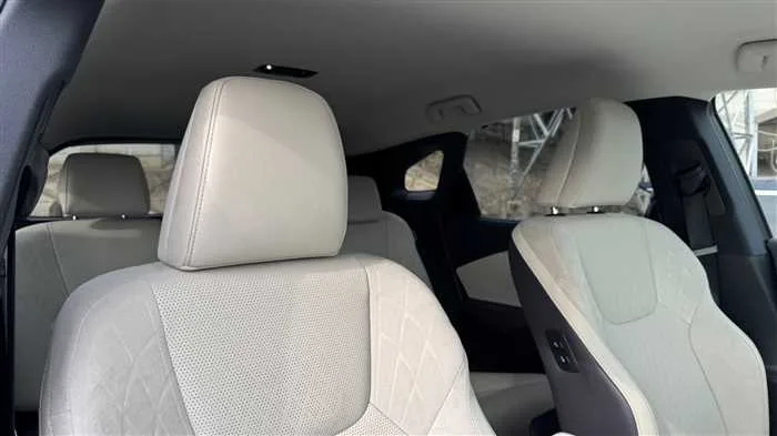 Lexus RX 350h L 4WD 2024 — миниатюра 5