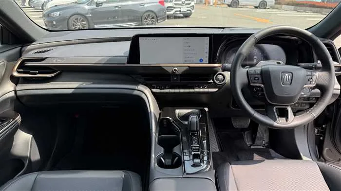 Toyota Crown RS 2025 — миниатюра 5