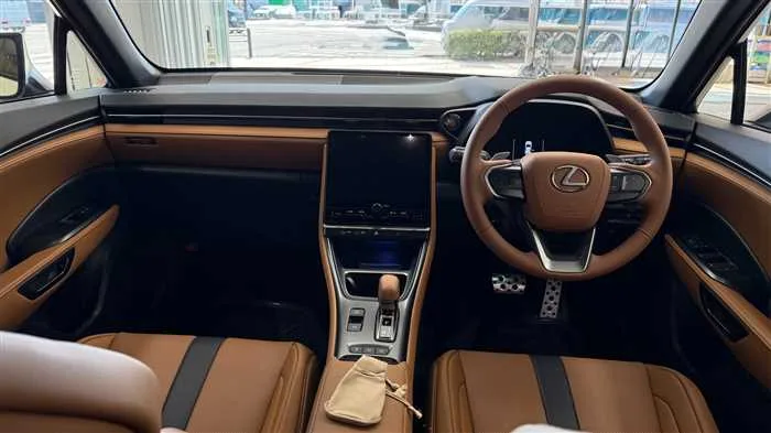 Lexus Other RR 2025 — миниатюра 5