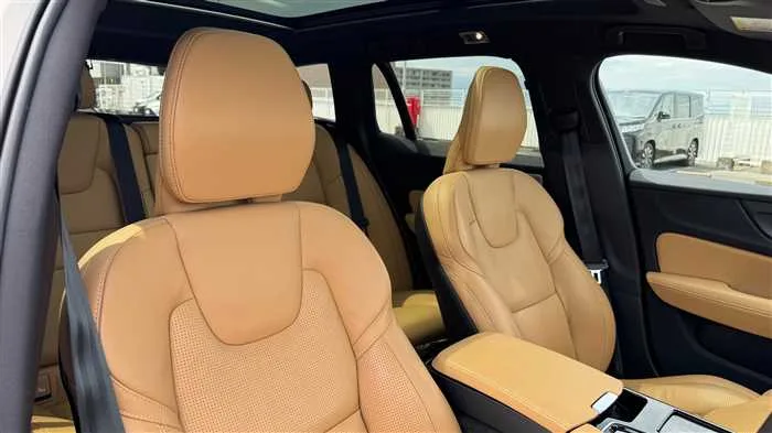Volvo V60 T6 AWD 2022 — миниатюра 3