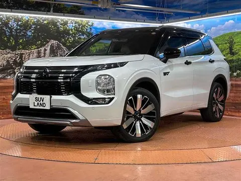 Mitsubishi OUTLANDER PHEV 2025 купить в Москве