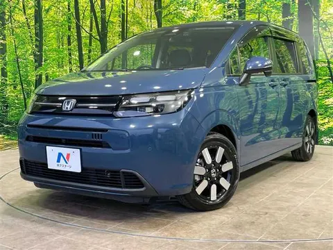 Honda Freed 2025 купить в Москве