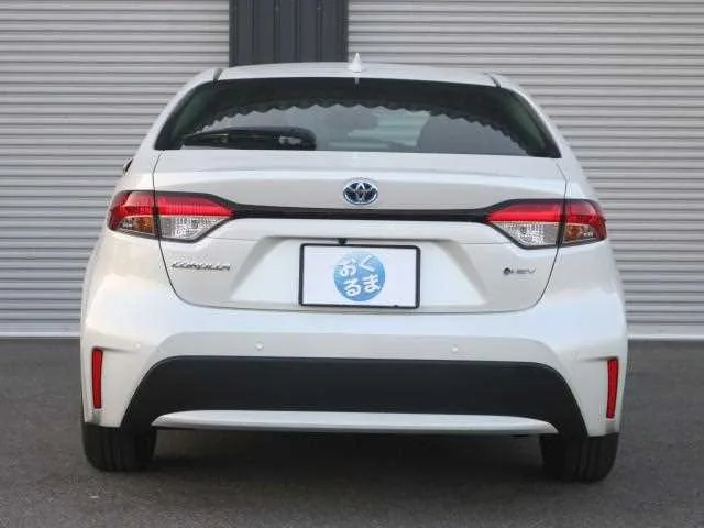 Toyota Corolla Sedan 2024 — миниатюра 2
