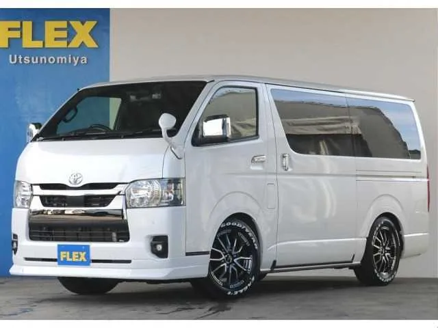 Toyota Hiace Van 2022 — фото 1, купить с доставкой в Москву