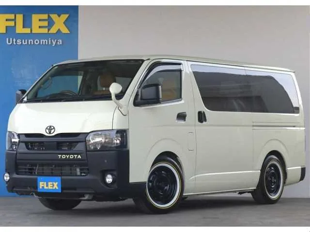 Toyota Hiace Van 2022 — фото 1, купить с доставкой в Москву