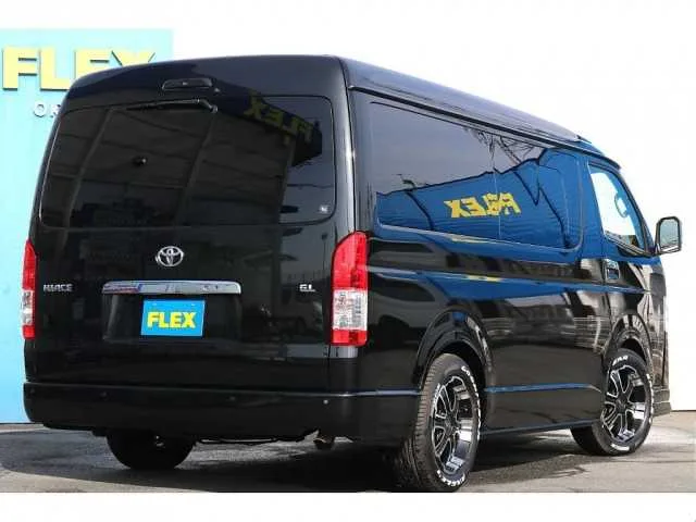 Toyota Hiace Wagon 2023 — миниатюра 2