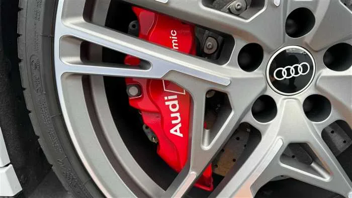 Audi R8 V10 5.2FSIS 2022 — миниатюра 5