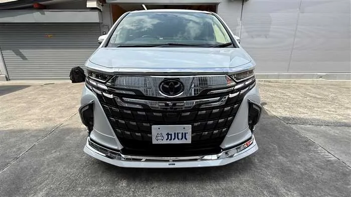 Toyota Alphard E-Four 2024 — миниатюра 2
