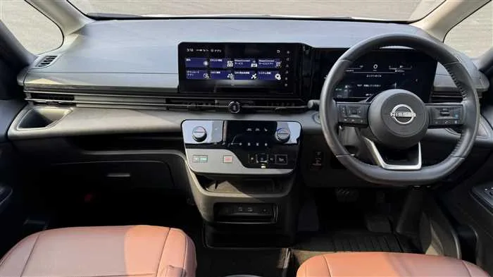 Nissan Serena e-Power XV 2023 — миниатюра 5