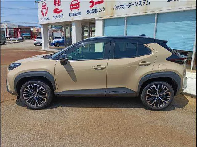 Toyota Yaris Cross 2024 — миниатюра 3