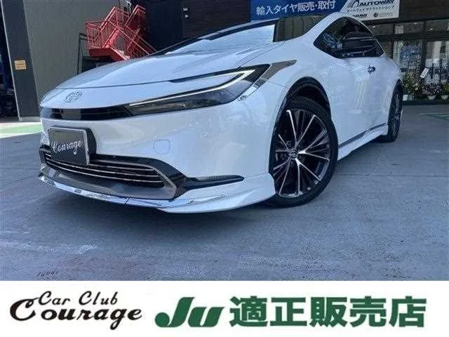 Toyota Prius 2023 — фото 1, купить с доставкой в Москву