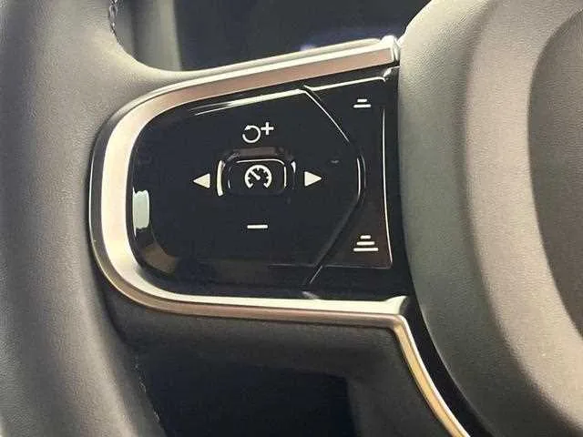 Volvo V60 2024 — миниатюра 4