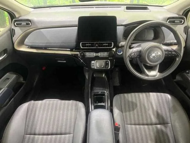 Toyota AQUA 2024 — миниатюра 2