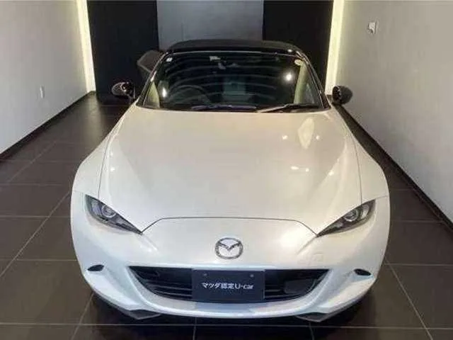 Mazda Roadster 2025 — миниатюра 2