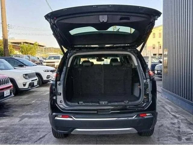 Jeep Commander 2025 — миниатюра 3
