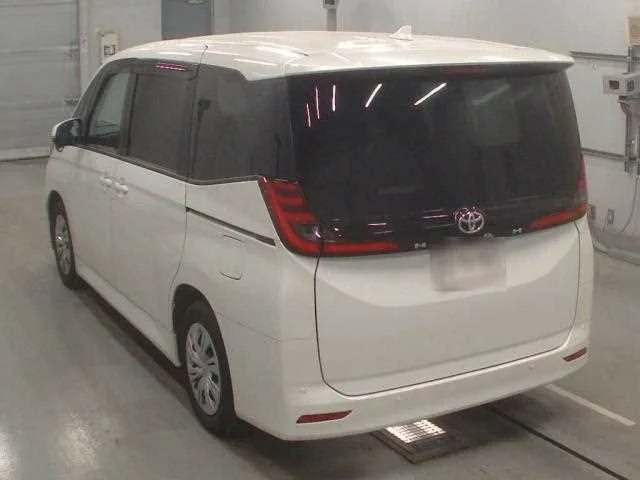 Toyota Noah 2024 — миниатюра 4