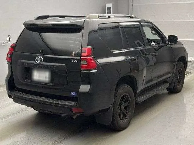 Toyota Land Cruiser Prado 2023 — миниатюра 2