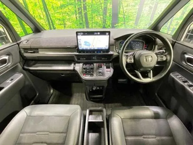 Honda Step WGN 2023 — миниатюра 2