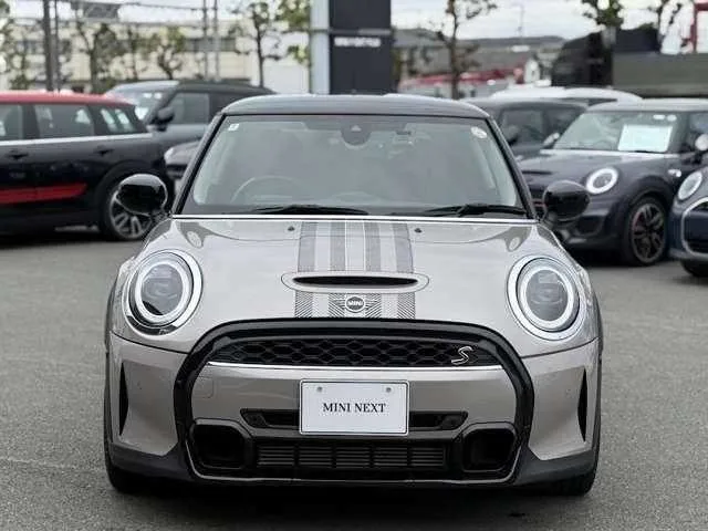 BMW MINI 2022 — миниатюра 5