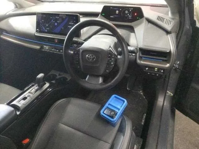 Toyota Prius 2024 — миниатюра 3