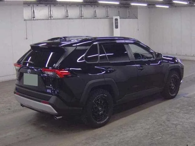 Toyota RAV4 2024 — миниатюра 5