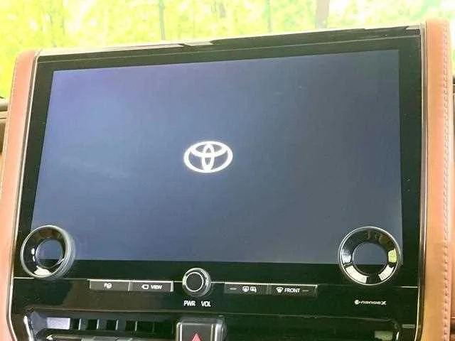 Toyota Vellfire 2024 — миниатюра 3