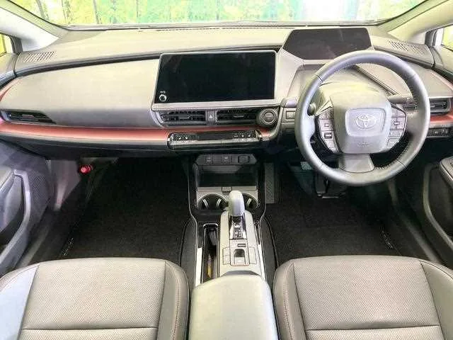 Toyota Prius 2024 — миниатюра 2