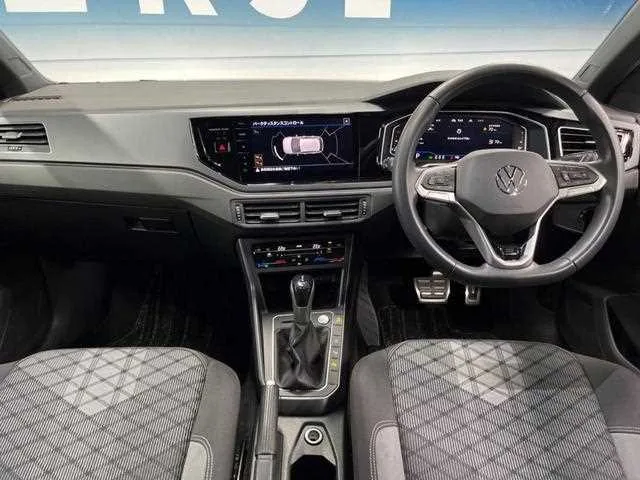 Volkswagen Polo 2023 — миниатюра 2