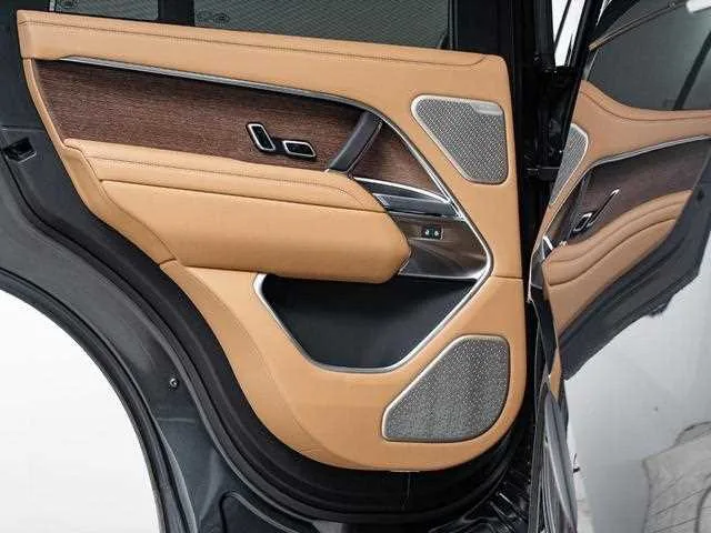 Land Rover Range Rover 2025 — миниатюра 5
