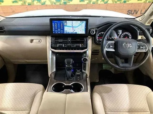 Toyota Land Cruiser 2023 — миниатюра 2