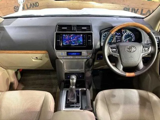 Toyota Land Cruiser Prado 2023 — миниатюра 2