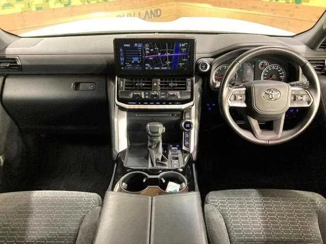 Toyota Land Cruiser 2023 — миниатюра 2