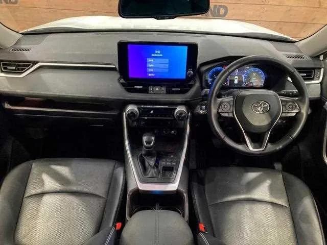 Toyota RAV4 2022 — миниатюра 2
