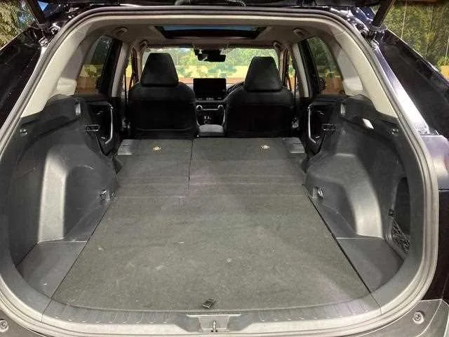 Toyota RAV4 2023 — миниатюра 4