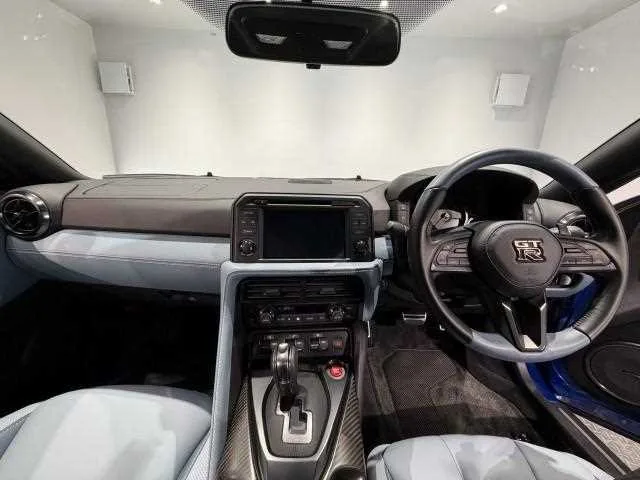 Nissan Nissan GT-R 2024 — миниатюра 3