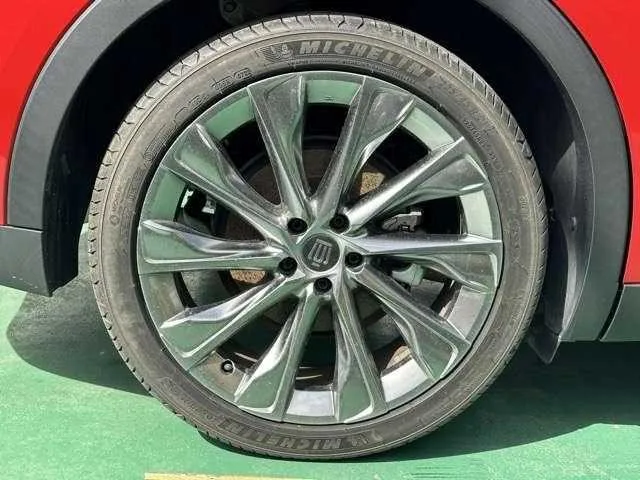 Toyota Crown Comfort 2022 — миниатюра 4