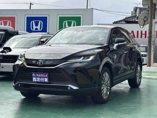 Toyota Harrier 2024 — фото 1, купить с доставкой в Москву
