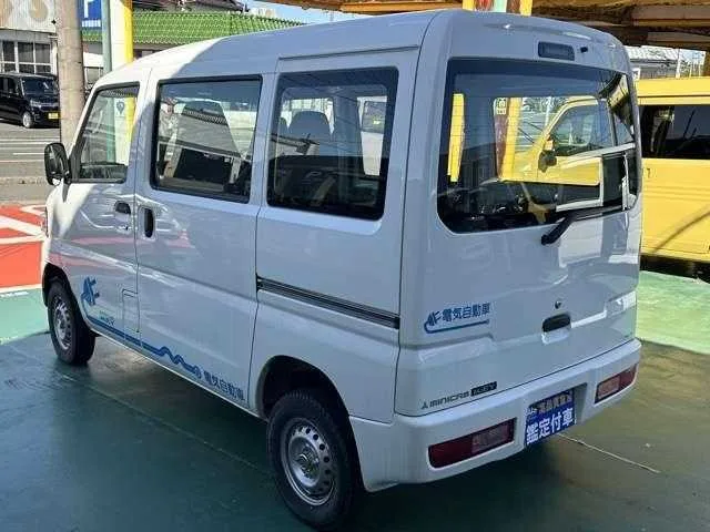 Mitsubishi Mitsubishi Others 2022 — миниатюра 2