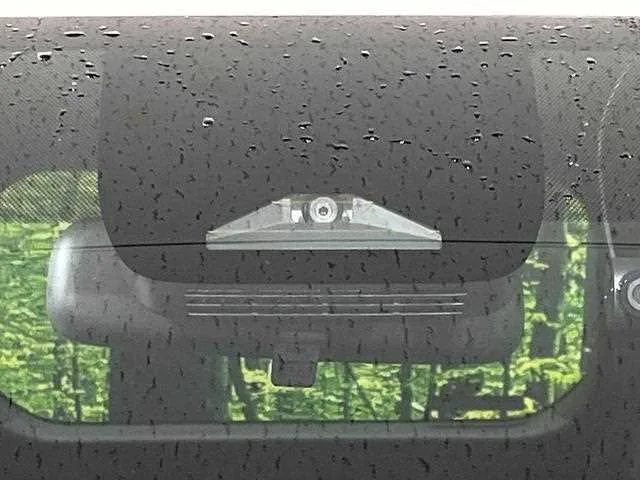 Toyota Voxy 2025 — миниатюра 3