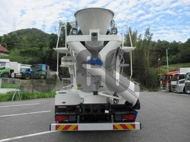 Mitsubishi Fuso Super Great 2025 — миниатюра 5