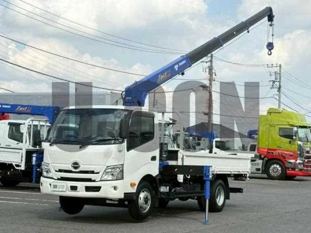 Hino Dutro 2024 — фото 1, купить с доставкой в Москву