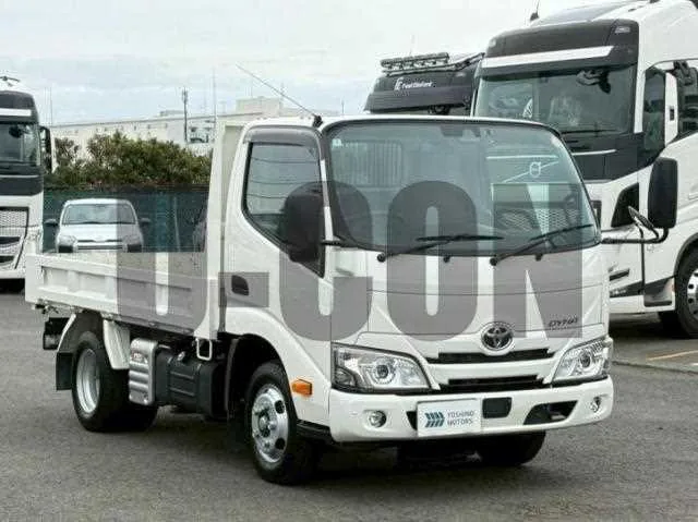Toyota Dyna Truck 2025 — миниатюра 2