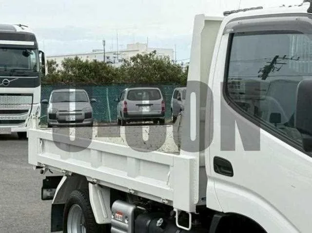 Toyota Dyna Truck 2025 — миниатюра 5