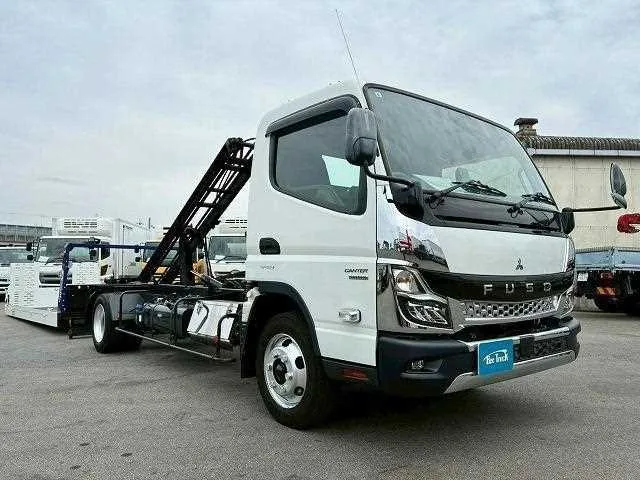 Mitsubishi Fuso Canter 2022 — миниатюра 2