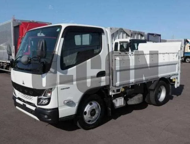 Mitsubishi Fuso Canter 2023 — фото 1, купить с доставкой в Москву