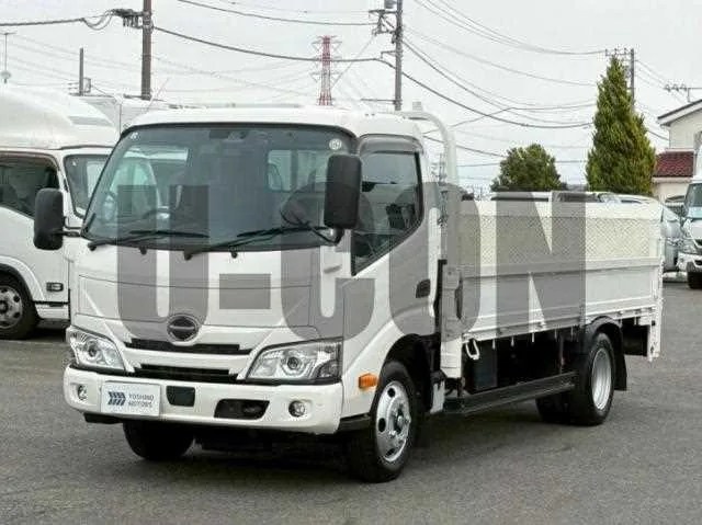 Hino Dutro 2024 — фото 1, купить с доставкой в Москву