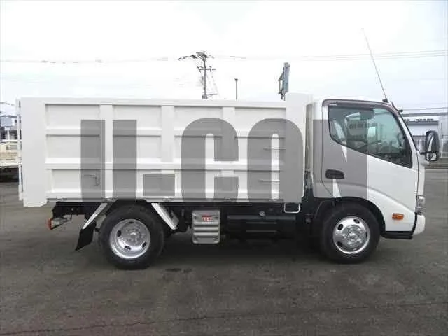 Hino Dutro 2024 — миниатюра 5