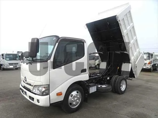 Hino Dutro 2024 — фото 1, купить с доставкой в Москву