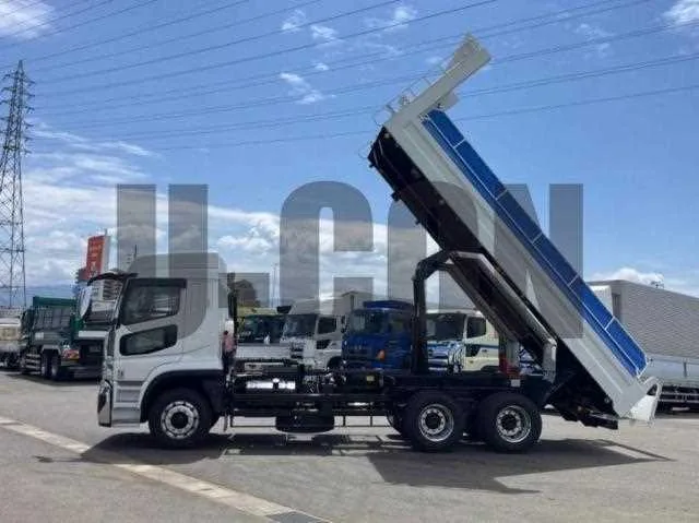 Mitsubishi Fuso Super Great 2026 — миниатюра 5